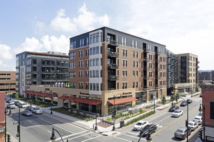 The Residence at Belle Square in La crosse, WI - Building Photo