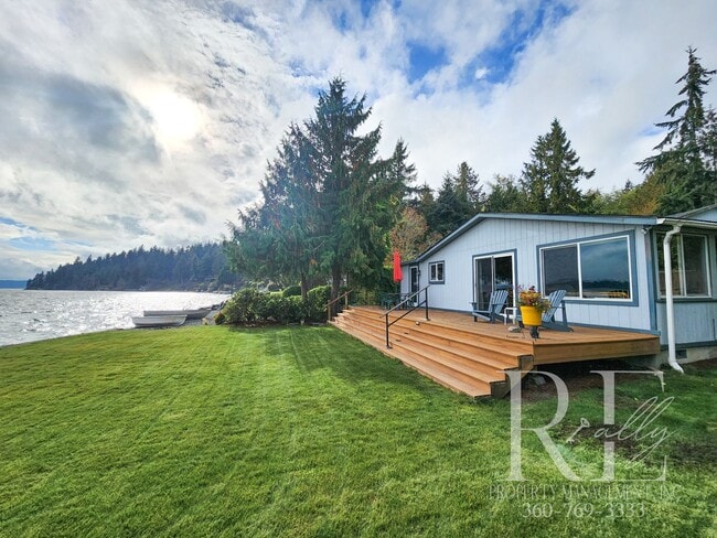 property at 14798 Sandy Hook Rd NE