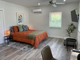 522 NW 11th Ave in Miami, FL - Building Photo