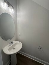 5662 Native Oak Dr in Tallahassee, FL - Building Photo - Building Photo