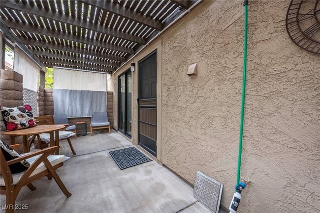 1844 Mimosa Ct in Henderson, NV - Foto de edificio - Building Photo