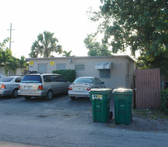 640 NW 10th Ter in Fort Lauderdale, FL - Building Photo - Building Photo