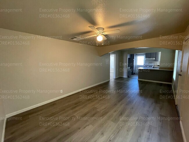 709 Francis St in Bakersfield, CA - Building Photo - Building Photo