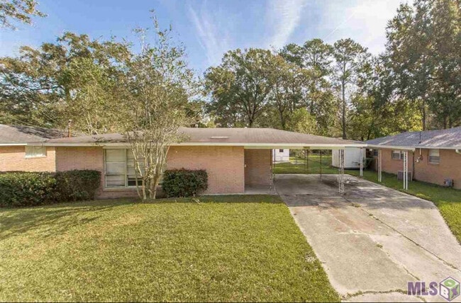 property at 1466 Harco Dr