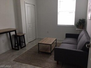 6011 Ellerston Wy in Ave Maria, FL - Foto de edificio - Building Photo