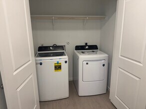 2843 Red Diamond in San Antonio, TX - Building Photo - Building Photo