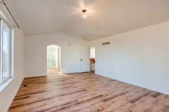 property at 4763 E 131st Pl