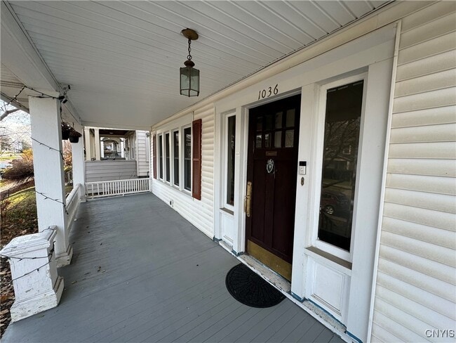 1036 Lancaster Ave in Syracuse, NY - Foto de edificio - Building Photo