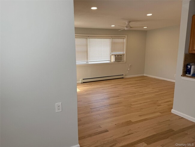 513 E Broadway in Long Beach, NY - Building Photo - Building Photo
