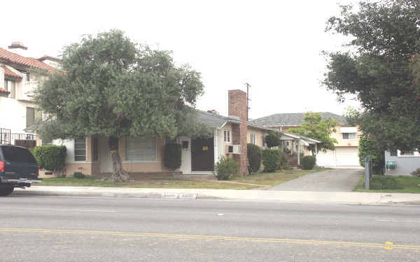 6036-6038 Temple City Blvd in Temple City, CA - Building Photo - Building Photo