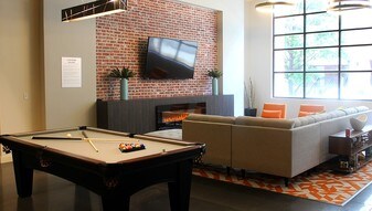 The Knox (old) in Knoxville, TN - Building Photo