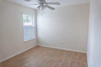 3802 Tammony Park in Friendswood, TX - Building Photo - Building Photo
