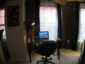 101 Broad St in Boston, MA - Building Photo - Building Photo