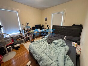 1 Woodstock Ave, Unit 1 in Boston, MA - Building Photo - Building Photo