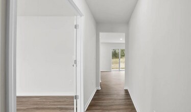 868 Wolverine Ln in Woodruff, SC - Building Photo - Building Photo