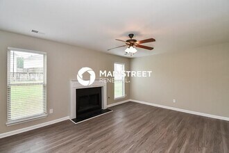 7817 Bell Tower Ln in Fairburn, GA - Building Photo - Building Photo