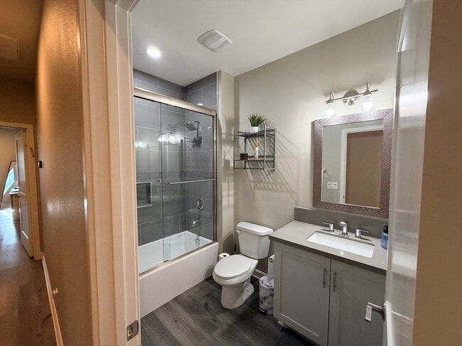 20287 Newton St in Corona, CA - Building Photo - Building Photo