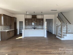 4016 Hickory Pl Ln in Pineville, NC - Building Photo - Building Photo