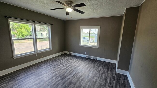 property at 210 N Lincoln Ave