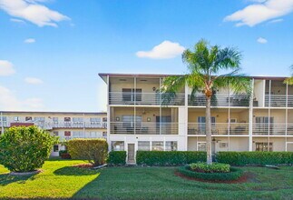 33 Fanshaw A in Boca Raton, FL - Building Photo - Building Photo