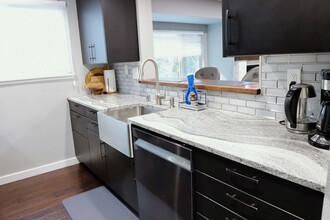 14636 NE 80th Plz, Unit CEDAR RIDGE 33A in Redmond, WA - Building Photo - Building Photo
