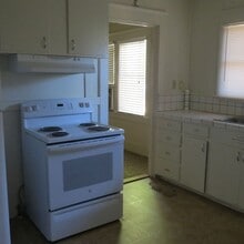 503 Sunnyside Ave in Modesto, CA - Building Photo - Building Photo