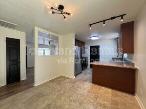 1319 Camelot Dr in Fayetteville, NC - Building Photo - Building Photo