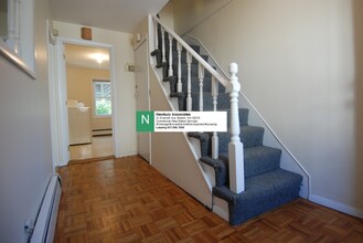 164 Bowen St, Unit 1 in Boston, MA - Building Photo - Building Photo