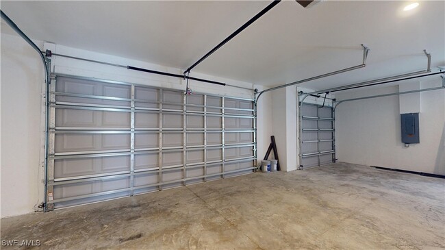 property at 1902 Northwest 28th Ave