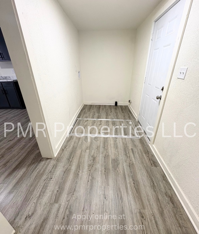 1204 5th Ave in St. Joseph, MO - Building Photo - Building Photo