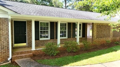 120 Watson Dr in Athens, GA - Building Photo - Building Photo