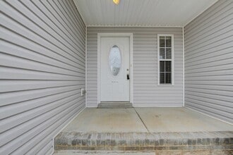 1353 Francesca Drive in Clarksville, TN - Building Photo - Building Photo