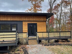 6 Indian Hill Ln in Tappan, NY - Building Photo - Building Photo