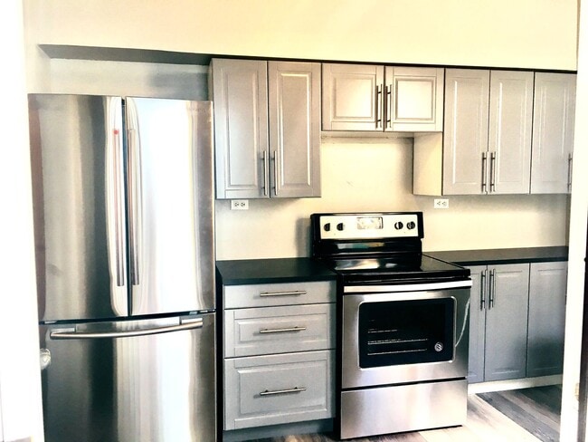 property at 1413 Bingham St