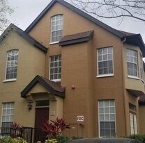 6396 Raleigh St in Orlando, FL - Building Photo