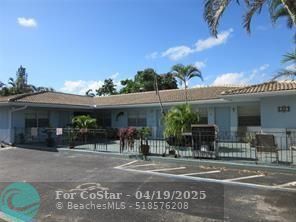 50 SE 3rd Ave in Dania Beach, FL - Foto de edificio