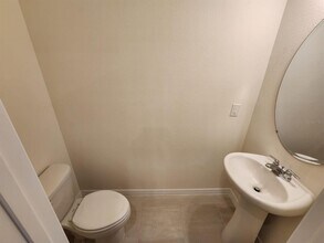 4577 Small Creek Rd in Kissimmee, FL - Building Photo - Building Photo