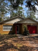 414 Jennifer Ln in Eustis, FL - Building Photo