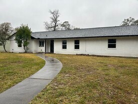 5985 Rankin Dr in Beaumont, TX - Building Photo