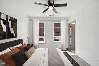 1000 M.L.K. Jr Blvd, Unit B1 in Chapel Hill, NC - Foto de edificio - Building Photo