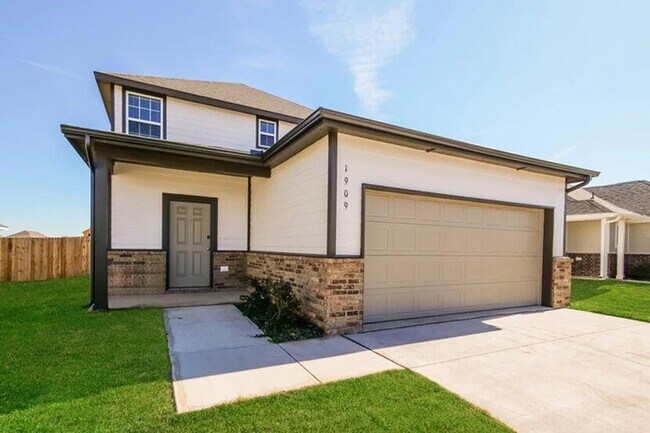 1909 Crimson Lake Blvd in El Reno, OK - Building Photo - Building Photo