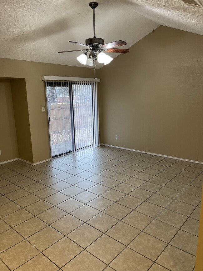 property at 426 Lochridge Dr