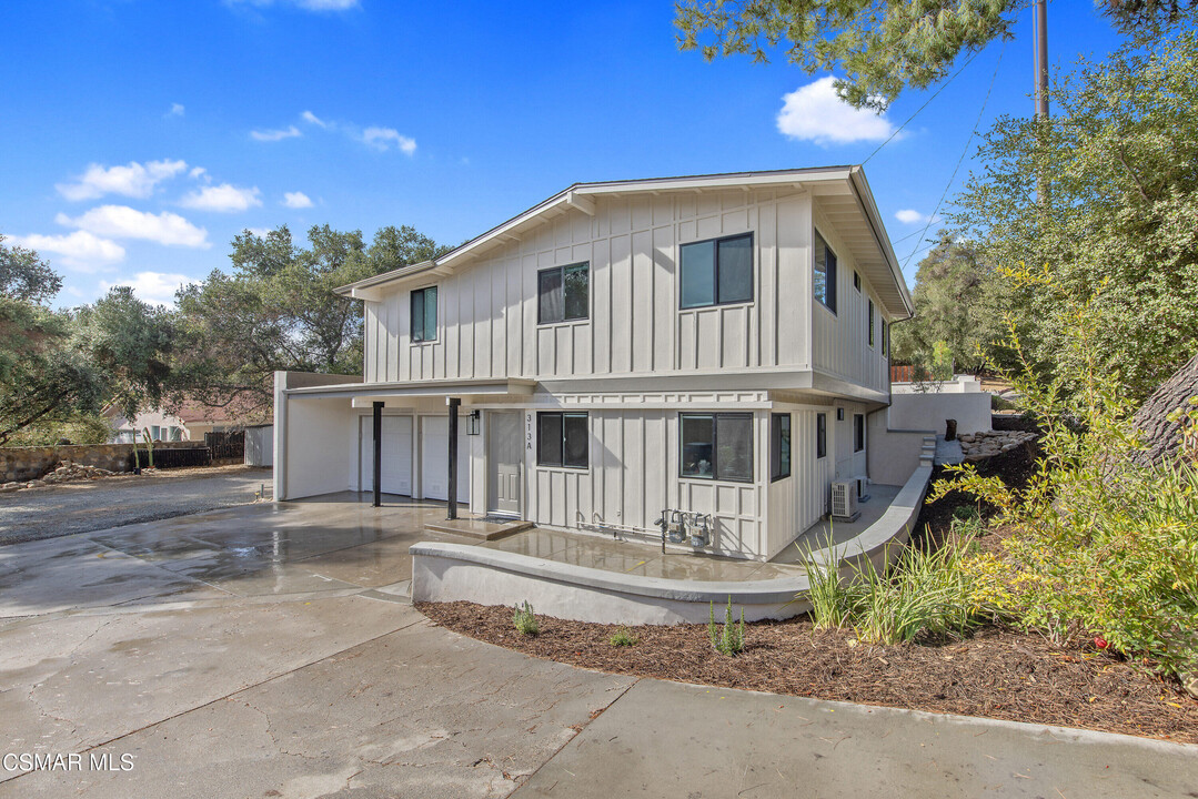 313 Raymond St in Ojai, CA - Building Photo