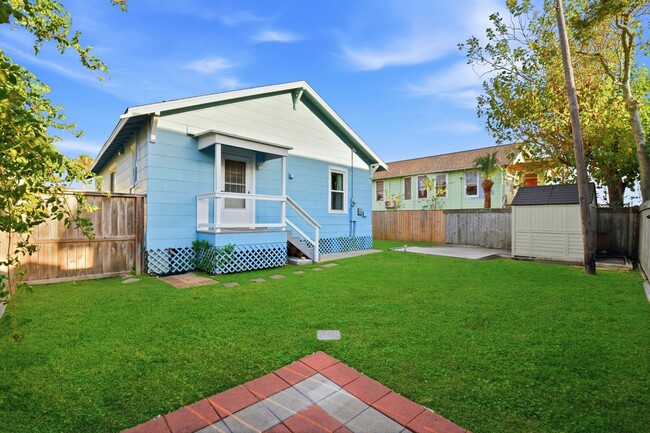 property at 2415 38th St