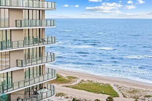 710 N Ocean Blvd in Pompano Beach, FL - Building Photo