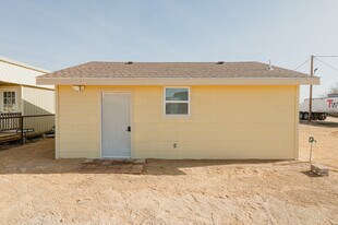 10108 W 23rd St in Odessa, TX - Building Photo