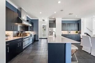 162 Vieux Carre Dr in Houston, TX - Building Photo