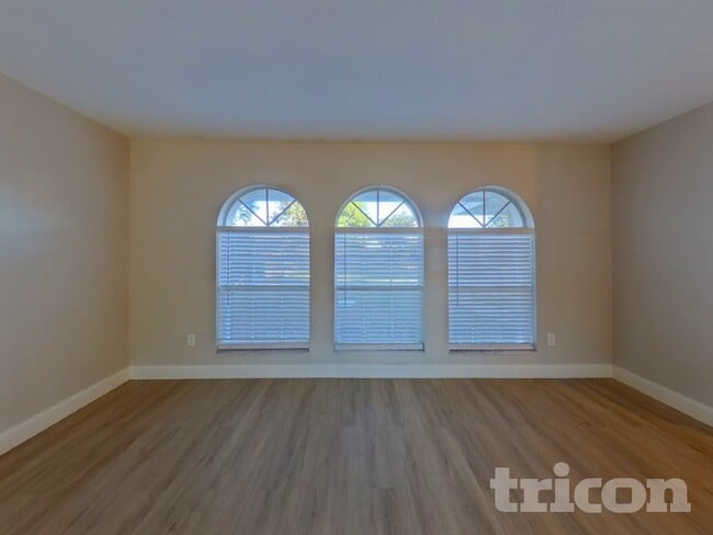 4921 Simmons Rd in Orlando, FL - Building Photo - Building Photo