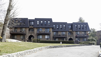 Bronxville Townhouses Apartments