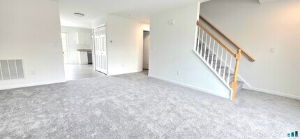 274 Bridgeport Ave in Milford, CT - Building Photo - Building Photo